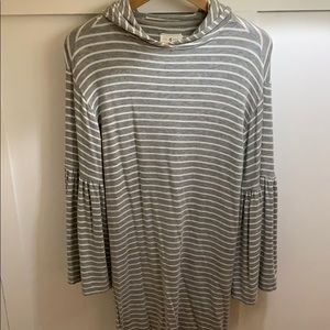 Lou & Grey Sweatshirt Dress